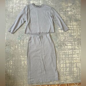Zara Sweater & Skirt Matching Set - Small